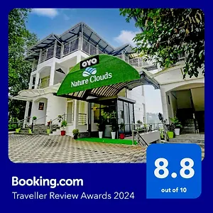 Oyo Flagship 81260 Star Lights Hotel Munnar